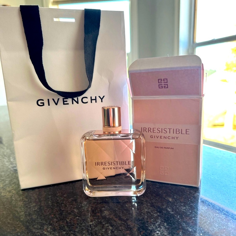 Givenchy irresistible 80ml full new